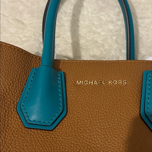 BNWT Michael Kors Tan Brown and Teal Mercer Leather Bag - Picture 3 of 7